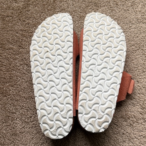 Pink Suede Birkenstock size 40 - Picture 2 of 3